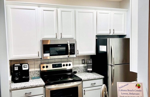 Villages of Five Points Condo | CABANA BEACH CONDO - 1ST FLR - SMALL DOG FRIENDLY - POOLS, TENNIS, TRAILS & MORE