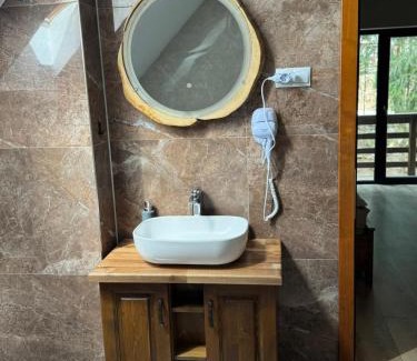Joseni House | Cabana Bradul Adelinei