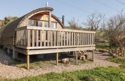 Bedwas Trethomas & Machen House | Cabanau Bach