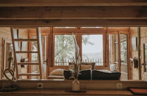 Vernay House | Cabane de la Saône by Lyon Country House