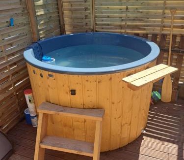 Cournon-dʼAuvergne Ski Chalet | Cabane Spa Nord'GOUIS