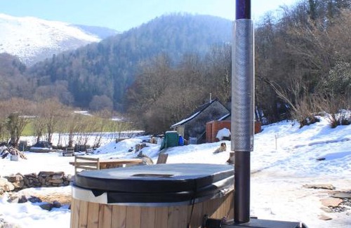 Castet Bed & Breakfast | Cabanots - Ecolodges en Vallée d'Ossau à 900m d'altitude