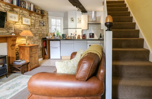 Stow-on-the-Wold Cottage | Cabin ∙ 1 bedroom ∙ 2 guests