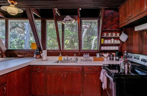 Volcano Cabin | Cabin ∙ 1 bedroom ∙ 6 guests