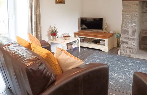Upton Cheyney Cottage | Cabin ∙ 1 bedroom ∙ 2 guests