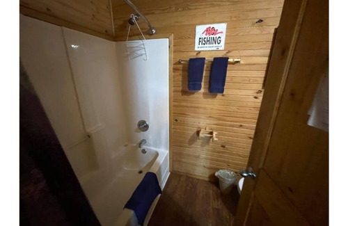 Negreet Cabin | Cabin 15 at Tranquility Bay Resort
