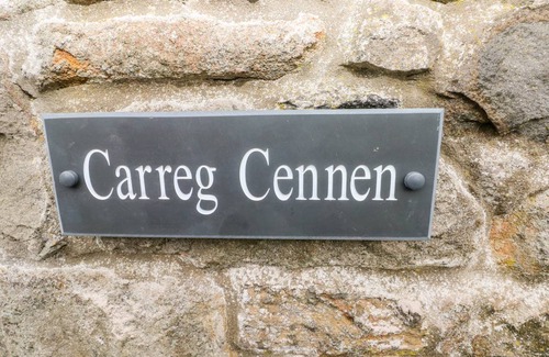 Pentrefelin Cottage | Cabin ∙ 2 bedrooms ∙ 3 guests