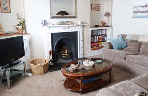 Buckie Cottage | Cabin ∙ 2 bedrooms ∙ 4 guests