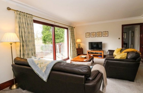 Lanark Cottage | Cabin ∙ 2 bedrooms ∙ 4 guests