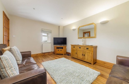 Kirkmichael Cottage | Cabin ∙ 2 bedrooms ∙ 4 guests