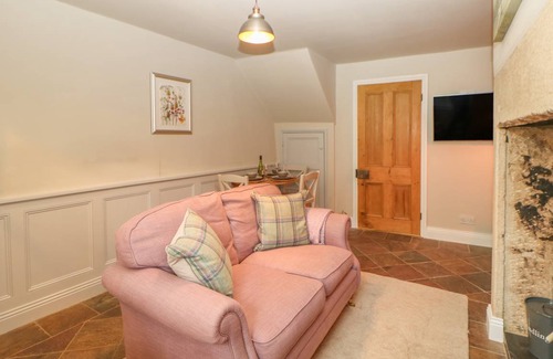 Corbridge Cottage | Cabin ∙ 2 bedrooms ∙ 3 guests