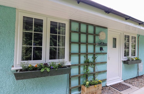 Crossgates Cottage | Cabin ∙ 2 bedrooms ∙ 5 guests