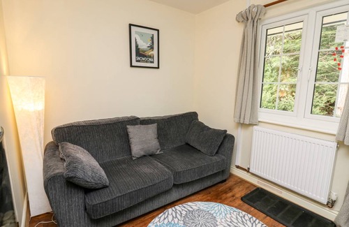 Crossgates Cottage | Cabin ∙ 2 bedrooms ∙ 5 guests