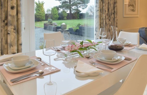 Bilston Cottage | Cabin ∙ 2 bedrooms ∙ 4 guests