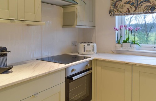 Bilston Cottage | Cabin ∙ 2 bedrooms ∙ 4 guests