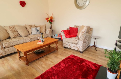 Magherafelt Cottage | Cabin ∙ 2 bedrooms ∙ 5 guests
