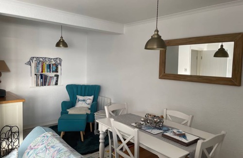 Kilmun Cottage | Cabin ∙ 3 bedrooms ∙ 5 guests