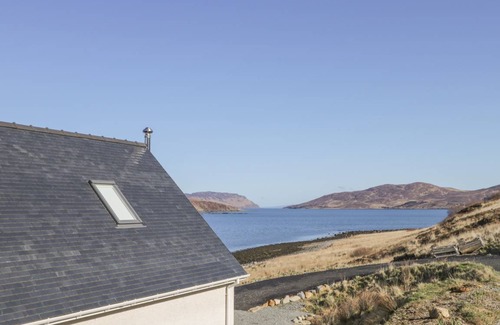 Breakish Cottage | Cabin ∙ 3 bedrooms ∙ 6 guests