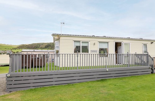 Aberystwyth Cottage | Cabin ∙ 3 bedrooms ∙ 6 guests