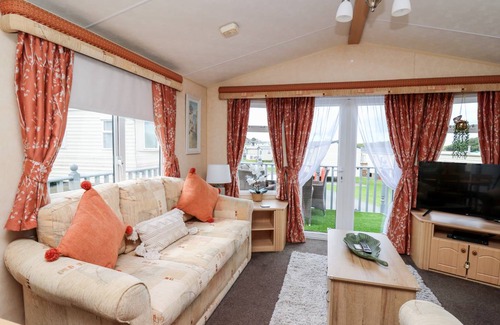 Aberystwyth Cottage | Cabin ∙ 3 bedrooms ∙ 6 guests