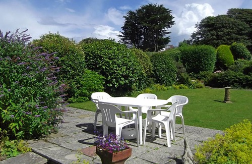 Criccieth Cottage | Cabin ∙ 3 bedrooms ∙ 5 guests