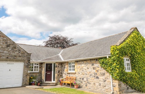 Old Bewick Cottage | Cabin ∙ 3 bedrooms ∙ 6 guests
