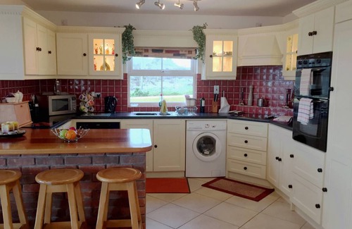 Ballyconneely Cottage | Cabin ∙ 4 bedrooms ∙ 6 guests