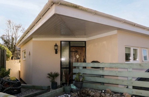 Downderry Cottage | Cabin ∙ 4 bedrooms ∙ 10 guests