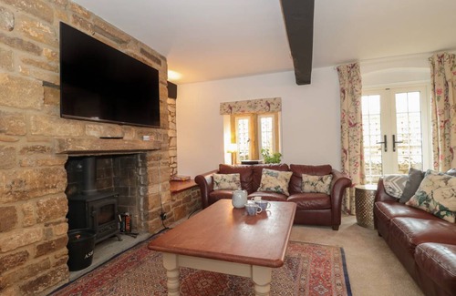 Sherborne Cottage | Cabin ∙ 4 bedrooms ∙ 8 guests