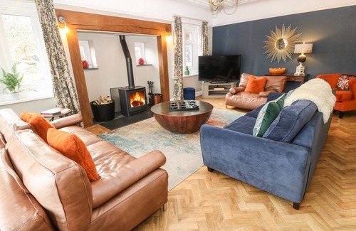 Llanrwst Cottage | Cabin ∙ 5 bedrooms ∙ 10 guests