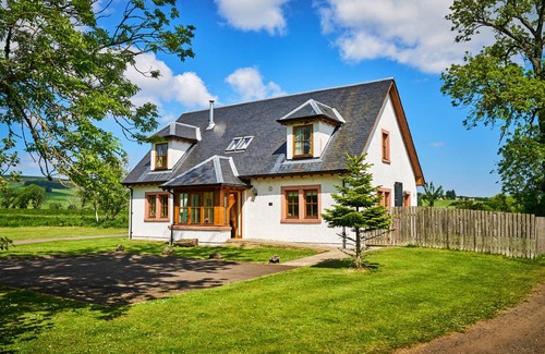 Blairgowrie Cottage | Cabin ∙ 5 bedrooms ∙ 9 guests