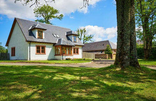 Blairgowrie Cottage | Cabin ∙ 5 bedrooms ∙ 9 guests