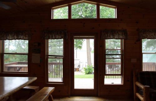 Deer River House | Cabin 5 - Modern Cabin with AC and lake views Fully handicap accessible
