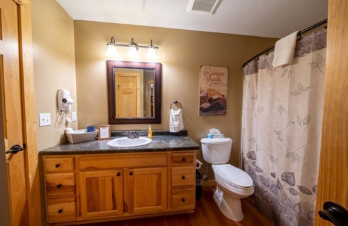 Isle Resort | Cabin 8 Our Romantic Suite offers a jetted tub and views of Mille Lacs lake