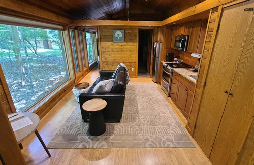Waxhaw Cabin | Cabin amongst the trees