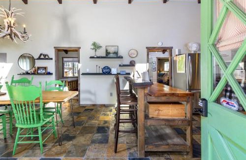 Packwood House | Cabin at the Forest Edge