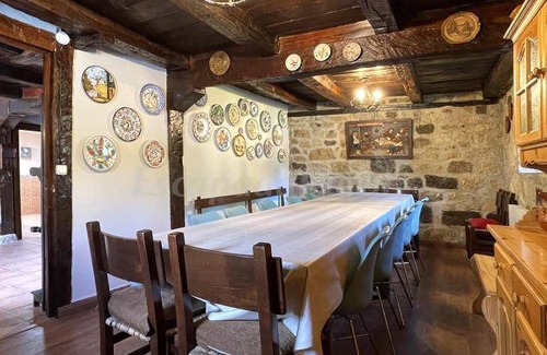Cilleruelo de Bezana Cottage | Cabin ∙ 8 bedrooms ∙ 16 guests