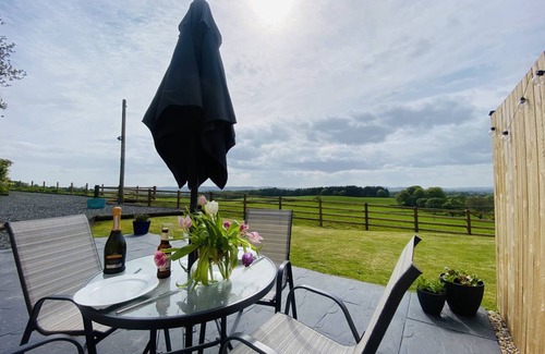 Lockerbie Cottage | Cabin ∙ 1 bedroom ∙ 4 guests