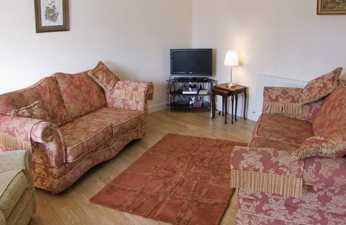 Annan Cottage | Cabin ∙ 2 bedrooms ∙ 4 guests