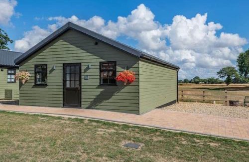 East Dereham Cabin | Cabin Hideaways