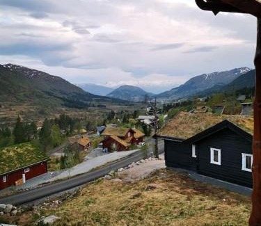 Eid House | Cabin in beautiful surroundings at Harpefossen