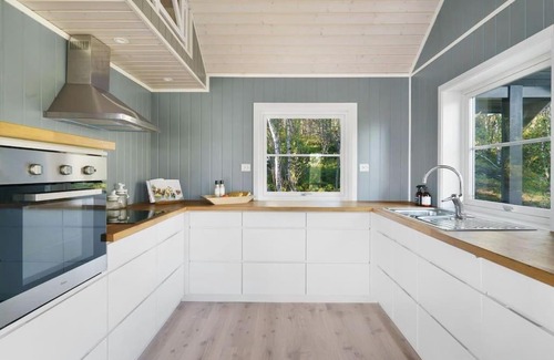 Laukeng Villa | Cabin in Malangen