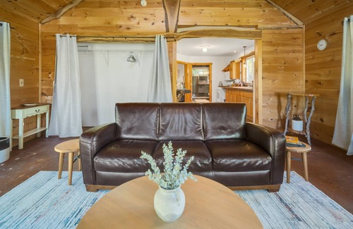 Burdett Cabin | Cabin In the Finger Lakes near the Seneca Lake Wine Trail and Watkins Glen