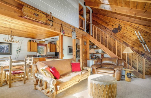 Breckenridge Cabin | Cabin in the Woods! Pet Friendly, Private Hot Tub, Close to Breckenridge