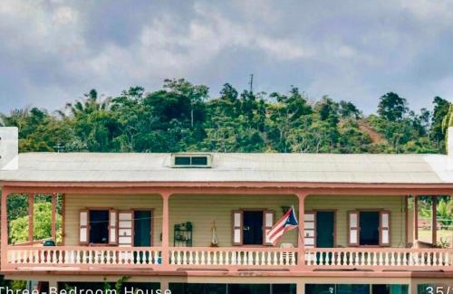 San Patricio House | Cabin mountain view near Ponce slepts 8