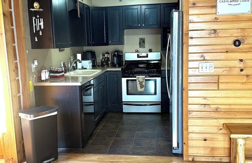 Warrens Cabin | Cabin- no cleaning fees: Cranberry Fest, waterparks, trail riding for utv/atv