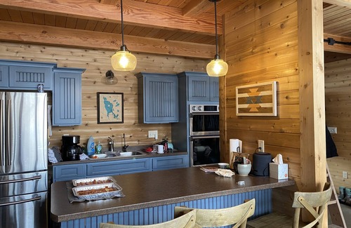 Inger Cabin | Cabin on the water- escape to Sand Lake!