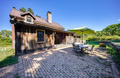 Pine Grove Mills House | Cabin Vacation Rental about 8 Mi to Penn State!