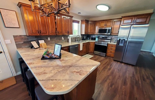 Sweetwater Cabin | Cabin with Lake View & Private beach access