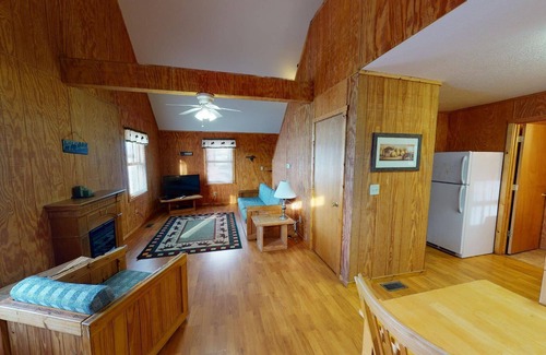 Logan Cabin | Cabins In Hocking - Retreat cabin #10